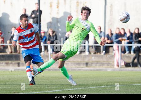 Siebe Schrijvers des Clubs kämpft um den Ball bei einem freundlichen Spiel, dem ersten der neuen Saison 2018-2019 für Club Brügge, zwischen KFC Heist und Club Brügge, in Heist-Aan-Zee, Freitag, den 22. Juni 2018. BELGA FOTO KURT DESPLENTER Stockfoto