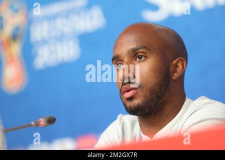 Fabian Delph aus England wurde auf einer Pressekonferenz der englischen Fußballmannschaft am Freitag, den 13. Juli 2018 in Sankt Petersburg (Russland) gezeigt. Am Samstag trifft die belgische Fußballnationalmannschaft die Red Devils England auf dem dritten Platz der FIFA-Weltmeisterschaft 2018. BELGA FOTO BRUNO FAHY Stockfoto