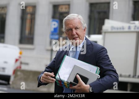 Der Rentenminister Daniel Bacquelaine kommt am Freitag, den 20. Juli 2018, zu einer Tagung des ministerrates der Bundesregierung in Brüssel. BELGA FOTO NICOLAS MAETERLINCK Stockfoto