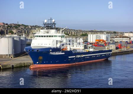 Solvik Supplier, offshore tug / supply ship docked in the Aberdeen port, Aberdeenshire, Scotland, UK | Le port d'Aberdeen, Ecosse, Royaume-Uni 19/06/2018 Stock Photo