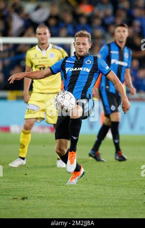 Siebe Schrijvers des Vereins kämpft während des Jupiler Pro League-Spiels zwischen Club Brügge und Sporting Lokeren am Freitag, den 14. September 2018, in Brügge um den Ball, am siebten Tag der Jupiler Pro League, der belgischen Fußballmeisterschaftssaison 2018-2019. BELGA FOTO KURT DESPLENTER Stockfoto