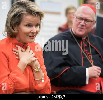 Königin Mathilde von Belgien und Kardinal Timothy Dolan besuchen die Cathedral All Girls High School während der 73.. Sitzung der Generalversammlung der Vereinten Nationen (UNGA 73) in New York City, Vereinigte Staaten von Amerika, Dienstag, den 25. September 2018. BELGA FOTO BENOIT DOPPPAGNE Stockfoto