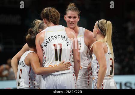 Belgische Katzen Kyara Linskens, die während eines Basketballspiels zwischen der belgischen Nationalmannschaft „die belgischen Katzen“ und den Vereinigten Staaten im Halbfinale der FIBA Frauen-Basketball-Weltmeisterschaft am Samstag, den 29. September 2018 in Teneriffa, Spanien, gezeigt wurden. BELGA PHOTO VIRGINIE LEFOUR Stockfoto