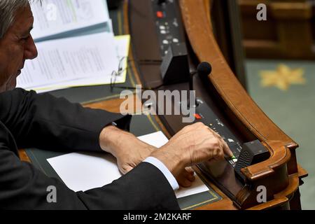 Der stellvertretende Ministerpräsident und Innenminister Jan Jambon bildete auf einer Plenarsitzung der Kammer im bundesparlament in Brüssel die politische Erklärung des belgischen Ministerpräsidenten vom Montag, Mittwoch, den 10. Oktober 2018. BELGA FOTO DIRK WAEM Stockfoto