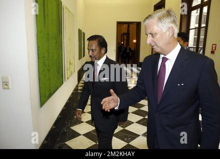 Brunei Sultan Haji Hassanal Bolkiah Mu'izzaddin Waddaulah und König Philippe - Filip von Belgien, abgebildet auf einem diplomatischen Treffen im Königlichen Schloss Laeken/Laken, Brüssel, Donnerstag, den 18. Oktober 2018. BELGA FOTO NICOLAS MAETERLINCK Stockfoto