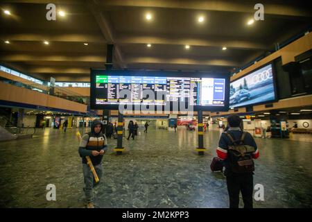 London, England, Großbritannien. 14.. Dezember 2022. Der Bahnhof Euston wird als Eisenbahnarbeiter angesehen, die ihren 48-stündigen Streik im Vereinigten Königreich fortsetzen. (Bild: © Tayfun Salci/ZUMA Press Wire) Stockfoto