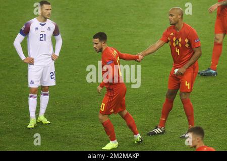 Belgium's Eden Hazard and Belgium's Vincent Kompany pictured during the match between Belgian national team the Red Devils and Iceland, in Brussels, Thursday 15 November 2018, in the Nations League. BELGA PHOTO BRUNO FAHY Stock Photo