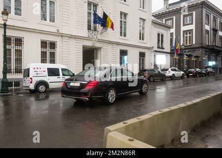 Belgian Prime Minister Charles Michel drives off to the royal palace, across the corner, after a Kern meeting, a restricted ministers meeting in Brussels, Friday 21 December 2018. Prime Minister Michel proposed the resignation of the government to the king earlier this week. The king has taken the resignation into consideration. BELGA PHOTO JAMES ARTHUR GEKIERE Stock Photo