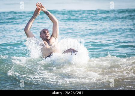 Torwart von Charleroi, französischer Remy Riou, am dritten Tag des Wintertrainingslagers des belgischen Fußballteams Sporting Charleroi in Valencia, Spanien, am 07. Januar 2019 nach dem morgendlichen Training am Strand abgebildet. BELGA FOTO LAURIE DIEFFEMBACQ Stockfoto