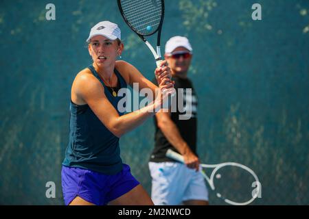 Elise Mertens und ihr Trainer David Taylor bildeten ein Bild während eines Trainings im Vorfeld der Secound-Runde beim Tennis Grand Slam „Australian Open“ am Mittwoch, den 16. Januar 2019 in Melbourne Park, Australien. Der erste Grand Slam der Saison findet vom 14. Bis 27. Januar statt. BELGA FOTO PATRICK HAMILTON Stockfoto