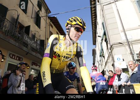 Dutch Robert Gesink vom Team Jumbo-Visma, abgebildet in Phase 2 des Tirreno-Adriatico-Radrennens, von Camaiore nach Pomarance (195 km), Italien, Donnerstag, 14. März 2019. BELGA FOTO YUZURU SUNADA - FRANKREICH RAUS Stockfoto