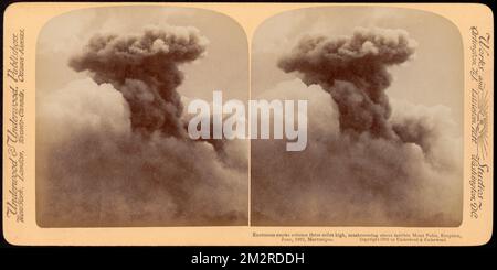 Riesige Rauchsäule drei Meilen hoch, Pilze über dem schrecklichen Mont Pelée, Ausbruch, Juni 1902, Martinique, Vulkanausbrüche, Katastrophen, Rauch, Pilzwolken, Pelée, Mount Martinique, Ausbruch, 1902 Stockfoto