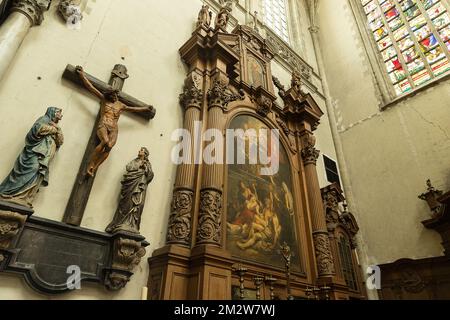 Abbildung zeigt die Präsentation der Ausstellung „Meesters in situ“ (flämische Meister in situ - Maitres Flamands in situ) in der Kirche Sint-Martinus in Aalst (Alost), Freitag, den 31. Mai 2019. BELGA FOTO JAMES ARTHUR GEKIERE Stockfoto