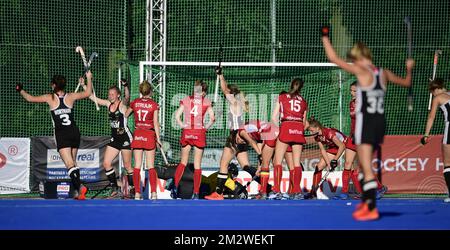 Die deutschen Spieler feiern am Mittwoch, den 12. Juni 2019, ein Feldhockeyspiel zwischen Deutschland und den belgischen Roten Panthers in Krefeld, Spiel 13/16 des Frauenwettbewerbs FIH Pro League. BELGA FOTO YORICK JANSENS Stockfoto