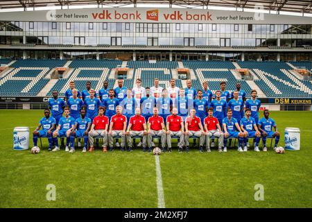 Bis L-R; 14 Gents Alessio Castro Montes; 16 Gents Jonathan David; 06 Gents Elisha Owusu; 08 Gents Vadis Odjidja-Ofoe; 26 Gents Torwart Colin Coosemans; 01 02 Gents Torwart Thomas Kamki; 20 31 Gents Torwart Arninsas Yuzus; Gent's Soualkeeper, Ginsa Yuzus, 09 Gari Kubi Kubi, Gent Kubi Kubi Kubi, Gent Kubi Kubi Kubi, Gent Kubi Kubi, Gent Kubi Kubi, Ginsk, G 28 Gents Mamadou Sylla; (mittlere L-R); 44 Gents Andy Esiti; 04 Gents Sigurd Rosted; 03 Gents Eric Smith; 13 Gents Giorgi Kvilitaia; 23 Gents Mikael Lustig; 17 Gents Ibrahima Cisse; 07 76 Gents Roman Yaremchuk; 32 Gent's Giorgi Kvilitaia; Gent's andrietti; Gent's Gent' franstun; Gor' Gent' Gent' Gent' gotte gotte gotte gotte gotte, 33; gotte, gotte, Gent Stockfoto