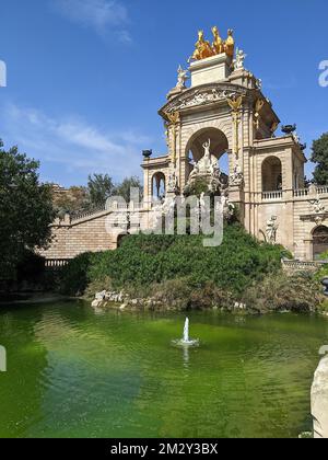 Cascada del Parc de la Ciutadella ist ein Park am Nordosten von Ciutat Vella, Barcelona, Katalonien, Spanien. Für Jahrzehnte nach seiner Entstehung Stockfoto