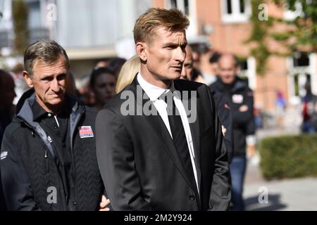 Deutsche Andre Greipel von Team ARKEA – Samsic kommt zur Beerdigung des belgischen Radfahrers Bjorg Lambrecht, Dienstag, den 13. August 2019 in Knesselare, Aalter. Lotto Soudal Reiter Bjorg Lambrecht starb am 5.. August nach einem tödlichen Unfall während der Tour durch Polen, er war 22 Jahre alt. BELGA FOTO DIRK WAEM Stockfoto