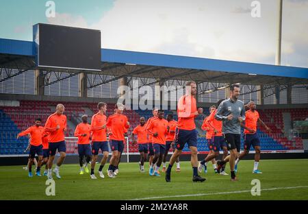 Antwerpens Geoffry Hairemans wurde während eines Trainings der belgischen Fußballmannschaft Royal Antwerpen FC in Pilsen, Tschechische Republik, am Mittwoch, den 14. August 2019, gezeigt. Morgen spielt Antwerpen den tschechischen Verein Viktoria Plzen, der in der dritten Qualifikationsrunde der UEFA Europa League zurückkehrt. Die erste Etappe endete mit einem Sieg von 1-0 für Antwerpen. BELGA PHOTO VIRGINIE LEFOUR Stockfoto