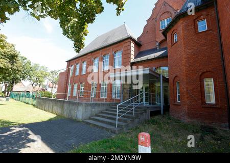 Abbildung zeigt die Schule „Selam College“ in Genk, Freitag, 30. August 2019. Der flämische Bildungsminister kündigte an, dass die Schule nicht die erforderlichen Arbeitserlaubnisse erhalten werde, und behauptete, dass die grundlegenden Menschenrechte nicht geachtet würden. BELGA FOTO NICOLAS MAETERLINCK Stockfoto