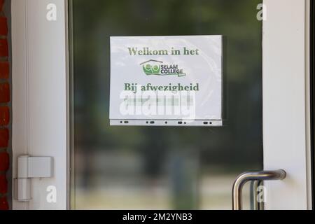 Abbildung zeigt die Schule „Selam College“ in Genk, Freitag, 30. August 2019. Der flämische Bildungsminister kündigte an, dass die Schule nicht die erforderlichen Arbeitserlaubnisse erhalten werde, und behauptete, dass die grundlegenden Menschenrechte nicht geachtet würden. BELGA FOTO NICOLAS MAETERLINCK Stockfoto