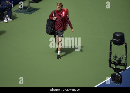 Der belgische David Goffin kommt zu einem Tennisspiel zwischen dem belgischen David Goffin (ATP 15) und dem Schweizer Roger Federer (ATP 3), in der vierten Runde der Men's Singles of the US Open Grand Slam Tennis Turnier, in Flushing Meadow, in New York City, USA, Sonntag, 01. September 2019. BELGA FOTO YORICK JANSENS Stockfoto