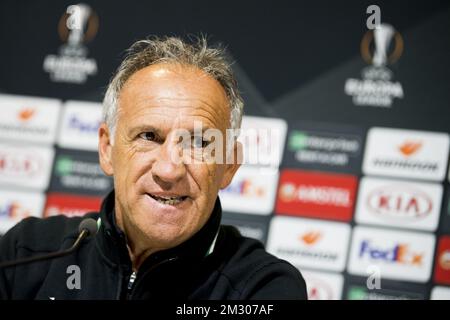 Der Cheftrainer von Saint-Etienne, Ghislain Printant, stellte sich am Mittwoch, den 18. September 2019 in Gent auf einer Pressekonferenz des französischen Teams ALS Saint-Etienne vor. Morgen trifft Saint-Etienne den belgischen Fußballverein KAA Gent in der Gruppenphase der UEFA Europa League. BELGA FOTO JASPER JACOBS Stockfoto