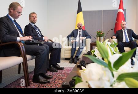 Michel's diplomatischer Berater Stephane Mund und Michel's diplomatischer Berater Frederic Bernard unterstützen Michel bei einem Treffen zwischen dem belgischen Premierminister Charles Michel und dem türkischen Präsidenten Recep Tayyip Erdogan während der 74.. Tagung der Generalversammlung der Vereinten Nationen (UNGA 74) in New York City, Vereinigte Staaten von Amerika. Montag, 23. September 2019. BELGA FOTO BENOIT DOPPPAGNE Stockfoto