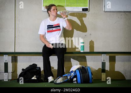 Die belgische Tennisspielerin Kim Clijsters, die in einem Open-Media-Moment bei der Rückkehr der belgischen ehemaligen Weltmeisterin Kim Clijsters in ihrem Tenniscenter namens Kiml Clijsters Sports & Health Club in Bree, Mittwoch, den 15. Januar 2020, fotografiert wurde. BELGA FOTO YORICK JANSENS Stockfoto