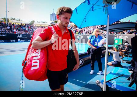 Der belgische David Goffin (ATP 11) verlässt den Platz nach einem Tennisspiel gegen den russischen Andrey Rublev (ATP 16) in der dritten Runde des Männer-Singles-Wettbewerbs beim „Australian Open“ Tennis Grand Slam, Samstag, den 25. Januar 2020 in Melbourne, Australien. Stockfoto