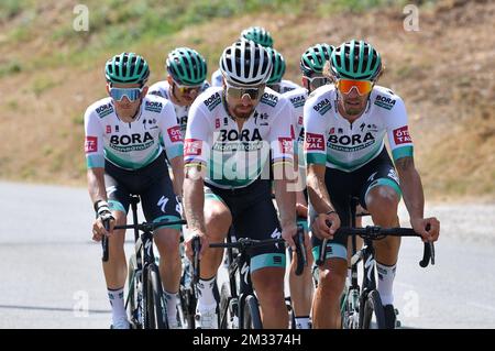 Der slowakische Peter Sagan von Bora-Hansgrohe und andere Bora-Hansgrohe-Fahrer, die während eines Trainings im Vorfeld der 107.. Ausgabe des Radrennen Tour de France in Nizza, Frankreich, am Donnerstag, den 27. August 2020 fotografiert wurden. Die diesjährige Tour de France wurde aufgrund der weltweiten Covid-19-Pandemie verschoben. Das 2020-Rennen beginnt in Nizza am Samstag, den 29. August, und endet am 20. September. BELGA FOTO DAVID STOCKMAN Stockfoto