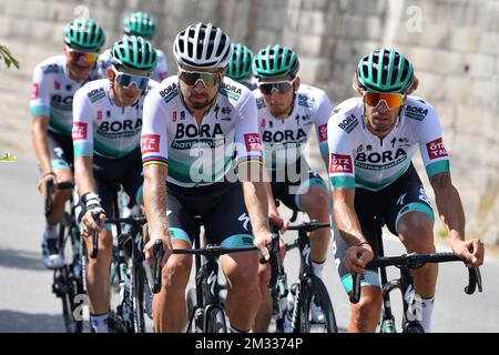 Der slowakische Peter Sagan von Bora-Hansgrohe und andere Bora-Hansgrohe-Fahrer, die während eines Trainings im Vorfeld der 107.. Ausgabe des Radrennen Tour de France in Nizza, Frankreich, am Donnerstag, den 27. August 2020 fotografiert wurden. Die diesjährige Tour de France wurde aufgrund der weltweiten Covid-19-Pandemie verschoben. Das 2020-Rennen beginnt in Nizza am Samstag, den 29. August, und endet am 20. September. BELGA FOTO DAVID STOCKMAN Stockfoto