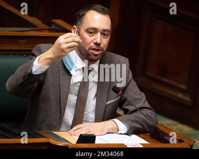 Maxime Prevot von CDH, abgebildet auf einer Plenarsitzung der Kammer im Bundesparlament in Brüssel am Donnerstag, den 19. November 2020. BELGA FOTO BENOIT DOPPPAGNE Stockfoto