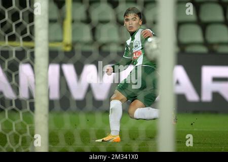 Lommels Manfred Alonso Ugalde Arce zeigte sich in Aktion während eines Fußballspiels zwischen Lommel SK und RWDM am Sonntag, den 29. November 2020 in Lommel, am 12. Tag der 1B. Division der belgischen Meisterschaft. BELGA FOTO YORICK JANSENS Stockfoto