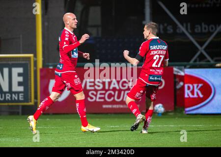 Die Gilles Dewaele von Kortrijk feiert ihre Feier nach einem Tor während eines Fußballspiels zwischen KV Kortrijk und KV Oostende am Sonntag, den 29. November 2020 in Kortrijk, am 14. Tag der ersten Division der „Jupiler Pro League“ der belgischen Meisterschaft. BELGA FOTO KURT DESPLENTER Stockfoto