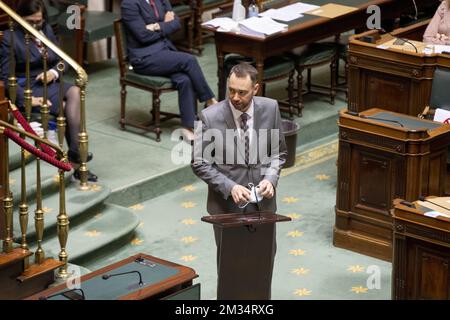 Maxime Prevot von CDH, abgebildet auf einer Plenarsitzung der Kammer im bundesparlament in Brüssel am Donnerstag, den 01. April 2021. BELGA FOTO HATIM KAGHAT Stockfoto