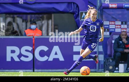 Anderlecht's Tessa Wullaert in Aktion während des Spiels zwischen RSCA Anderlecht Frauen und Standard Femina de Liege, am dritten Tag der Play-offs der Super League Women in Anderlecht, Samstag, den 24. April 2021. BELGA FOTO DAVID CATRY Stockfoto