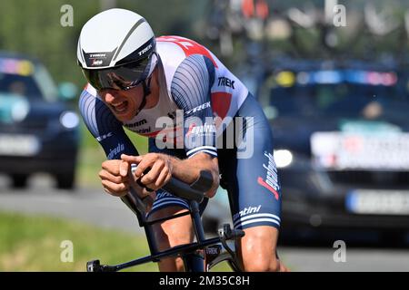 Niederländische Bauke Mollema von Trek-Segafredo in Aktion während der Stufe 19 der 108.. Ausgabe des Radrennen Tour de France, einem 30,8km. Einzelversuch von Libourne nach Saint-Emilion in Frankreich, Samstag, den 17. Juli 2021. Die diesjährige Tour de France findet vom 26. Juni bis zum 18. Juli 2021 statt. BELGA FOTO DAVID STOCKMAN Stockfoto