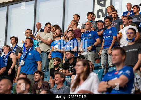 Gents Fans wurden in einer zweiten Runde des Qualifikationsspiels für die Conference League, dem dritten europäischen Wettkampf, zwischen der ersten Fußballmannschaft der Jupiler Pro League, KAA Gent, und dem norwegischen Verein Valerenga, am Donnerstag, den 22. Juli 2021 in Gent, fotografiert. BELGA FOTO KURT DESPLENTER Stockfoto