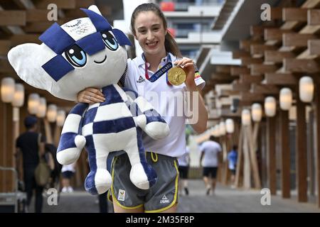 Sportlerin Nina Derwael posiert für den Fotografen am 11. Tag der „Olympischen Spiele 2020 in Tokio“ am Montag, den 02. August 2021. Die verschoben Olympischen Sommerspiele 2020 finden vom 23. Juli bis zum 8. August 2021 statt. BELGA FOTO DIRK WAEM Stockfoto