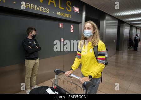 Der Heptathlon-Athlet Noor Vidts wurde nach der Rückkehr mehrerer belgischer Athleten, nach den Olympischen Spielen 2020 in Tokio, Japan, in der Ankunftshalle des Brüsseler Flughafens in Zaventem am Samstag, dem 07. August 2021, fotografiert. BELGA FOTO CHRISTOPHE KETELS Stockfoto
