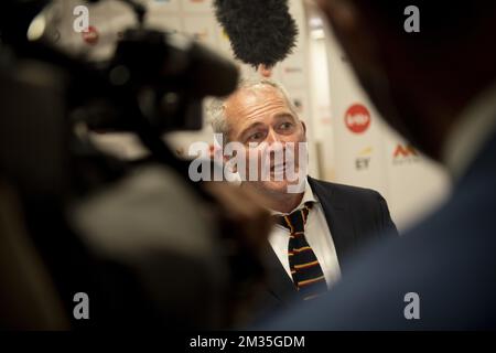 Der Hockeytrainer Shane McLeod zeigte sich nach der Rückkehr mehrerer belgischer Athleten nach den Olympischen Spielen 2020 in Tokio, Japan, in der Ankunftshalle des Brüsseler Flughafens in Zaventem am Samstag, dem 07. August 2021. BELGA FOTO CHRISTOPHE KETELS Stockfoto