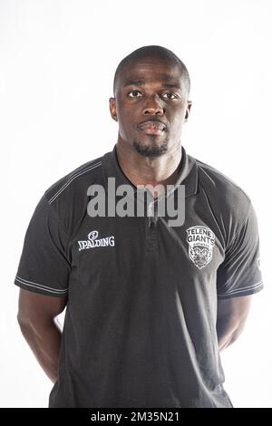 Antwerpens Assistenztrainer Randy Oveneke posiert bei einem Fotoshooting des belgischen Basketballteams Antwerpen Giants, vor der EuroMillions League 2021-2022, Freitag, den 03. September 2021 in Antwerpen. BELGA FOTO JONAS ROOSENS Stockfoto