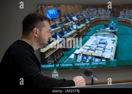 Kyiv, Ukraine. 13th Dec, 2022. Ukrainian President Volodymyr Zelenskyy, delivers remarks during an online session of the Parliament of New Zealand from the Mariyinsky Palace, December 13, 2022 in Kyiv, Ukraine. Credit: Ukraine Presidency/Ukrainian Presidential Press Office/Alamy Live News Stock Photo