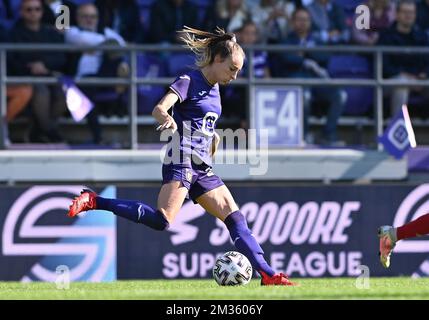 Anderlecht's Tessa Wullaert in Aktion während eines Fußballspiels zwischen RSCA Women und Standard Femina am 6.. Tag des Super-League-Wettbewerbs in Brüssel am Samstag, den 09. Oktober 2021. BELGA FOTO DAVID CATRY Stockfoto