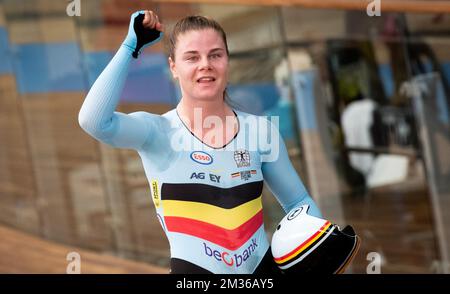 Die belgische Lotte Kopecky feiert nach dem Sieg des Women's Points Race bei der UCI-Leichtathletik-Weltmeisterschaft am Sonntag, den 24. Oktober 2021 in Roubaix, Frankreich. Die Weltmeisterschaften finden vom 20. Bis 24. Oktober 2021 statt. BELGA FOTO BENOIT DOPPPAGNE Stockfoto