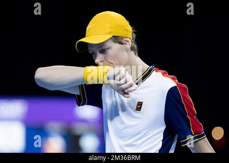 Italienischer Jannik-Sünder während eines Tennisspiels zwischen italienischem Sünder und argentinischem Schwartzman, dem Finale der Singles beim European Open Tennis ATP-Turnier, in Antwerpen, Sonntag, den 24. Oktober 2021. BELGA FOTO KRISTOF VAN ACCOM Stockfoto