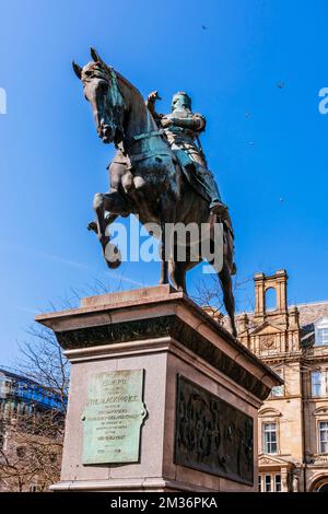 Equestrian statue of Edward the Black Prince in chain mail armour with helmet and sword. City Square, Leeds, West Yorkshire, Yorkshire and the Humber, Stock Photo