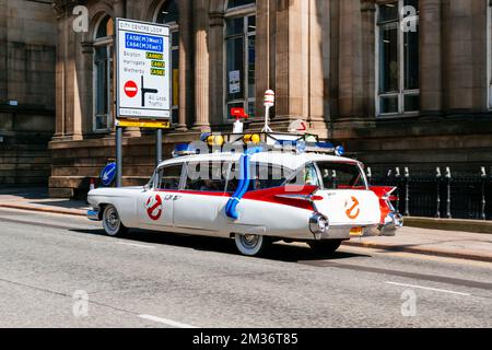 Nachbildung eines Ghostbuster-Autos. Leeds, West Yorkshire, Yorkshire and The Humber, England, Vereinigtes Königreich, Europa Stockfoto