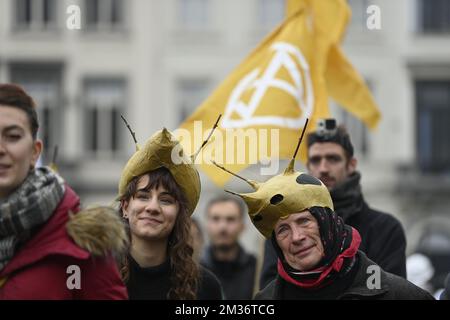 Die Abbildung zeigt eine groß angelegte Mobilisierung „Change the Cap! Stimmen Sie für diese GAP ab!" Mehrere belgische und europäische Verbände aus der Landwirtschaft und anderen Sektoren, die sich vor dem Europäischen Parlament am Freitag, den 19. November 2021, auf die wirklichen Herausforderungen der nächsten GAP, der Gemeinsamen Agrarpolitik, konzentrieren. BELGA FOTO ERIC LALMAND Stockfoto