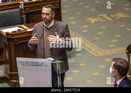 Maxime Prevot von CDH, abgebildet auf einer Plenarsitzung der Kammer im Bundesparlament in Brüssel am Donnerstag, den 09. Dezember 2021. BELGA FOTO HADRIEN DURE Stockfoto